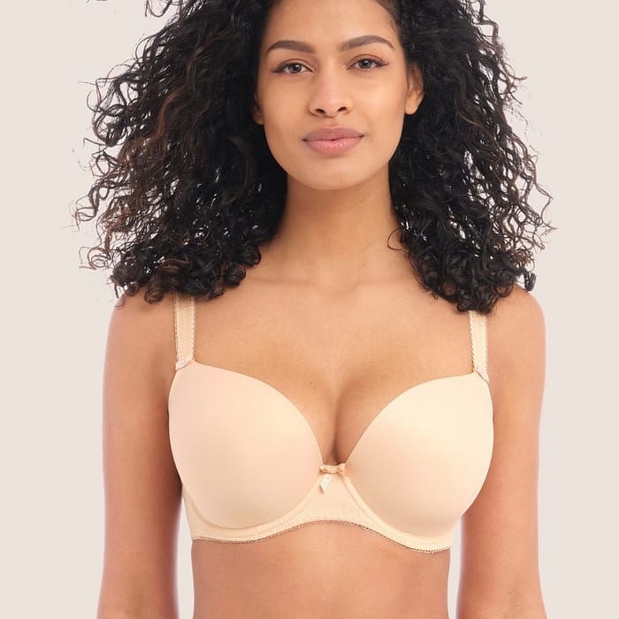 The Foundation Edit Love Curves